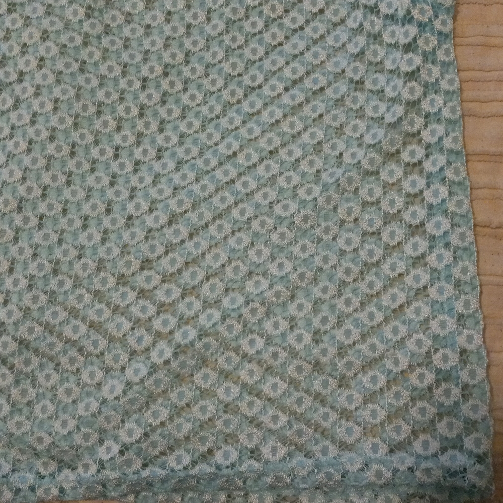 Top - Picture 3 of 4